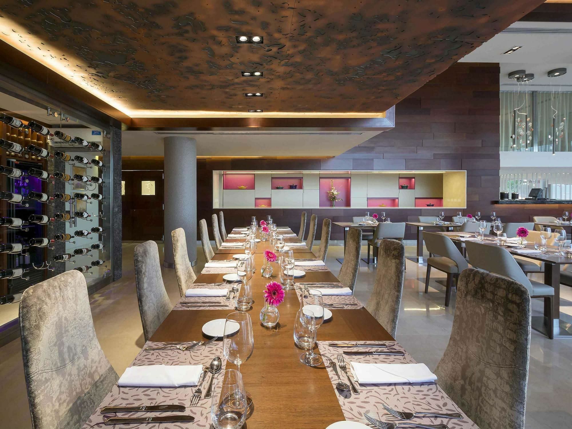 Mercure 산타로사 외부 사진